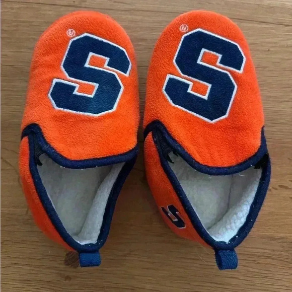 Syracuse slippers - Kids size XL - Picture 1 of 5